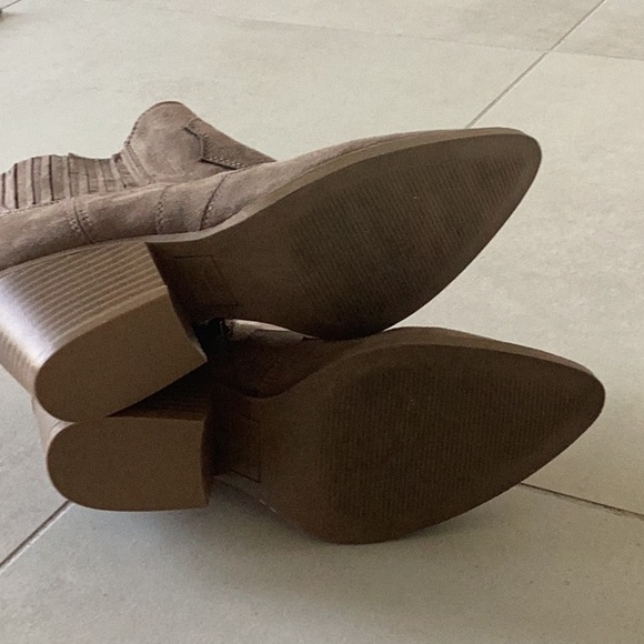 American Rag Booties Size 7 - Picture 3 of 3